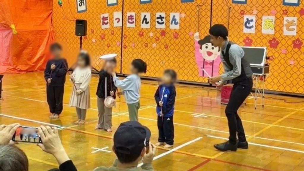 たっきん20260215児童センターイベント お皿回しリレー