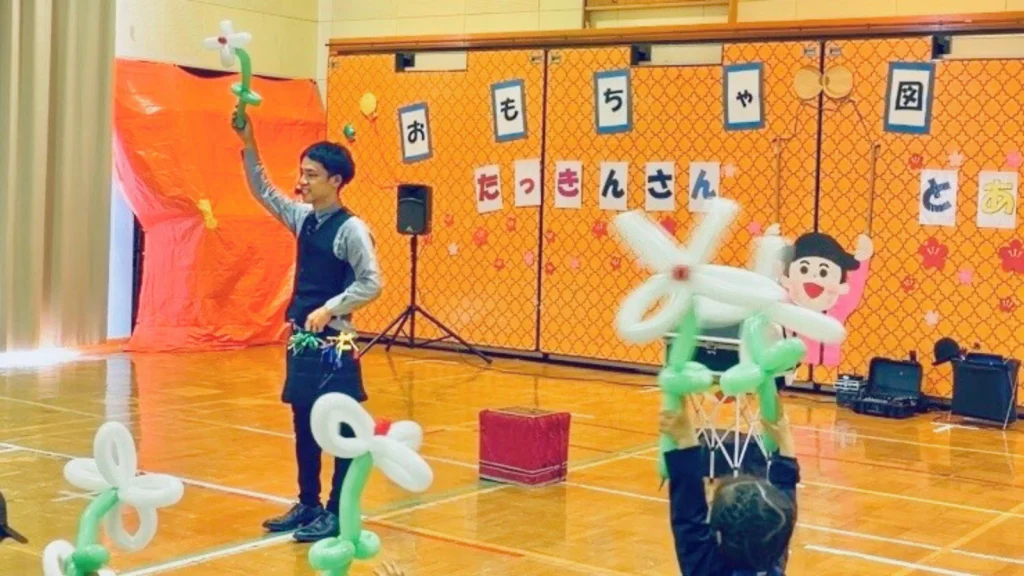 たっきん20260215児童センターイベント バルーン教室の様子