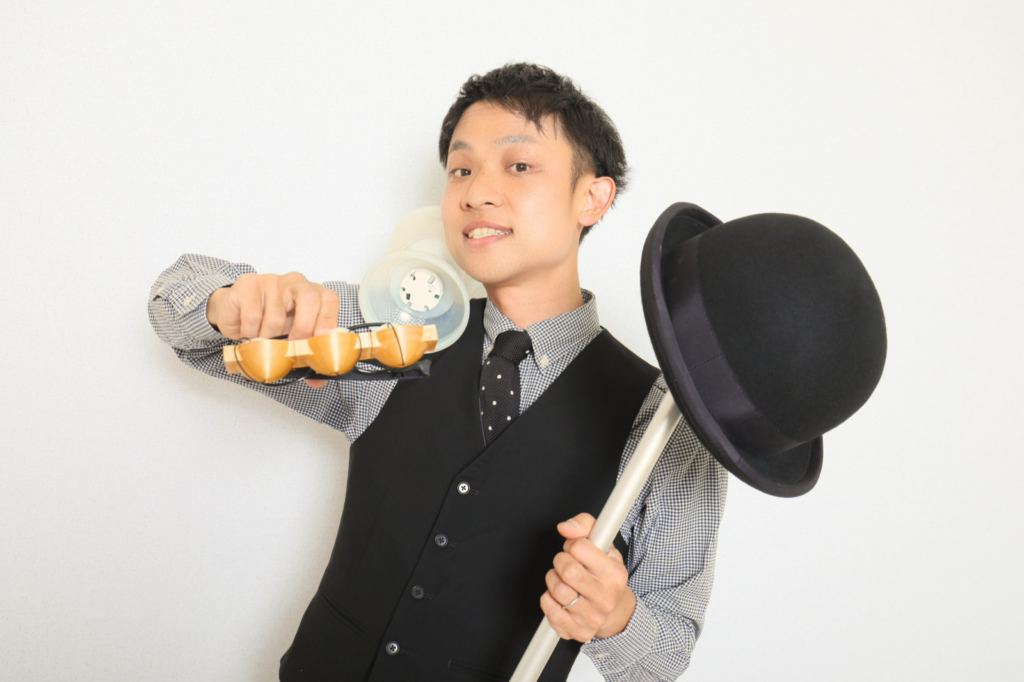 大道芸人 パフォーマーたっきん 宣材写真（横）